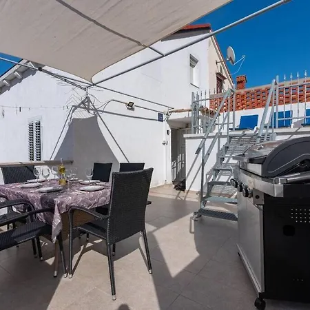 Apartment Leon