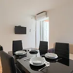 Leon Apartman