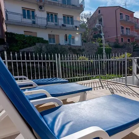 Leon Apartamento Mali Lošinj